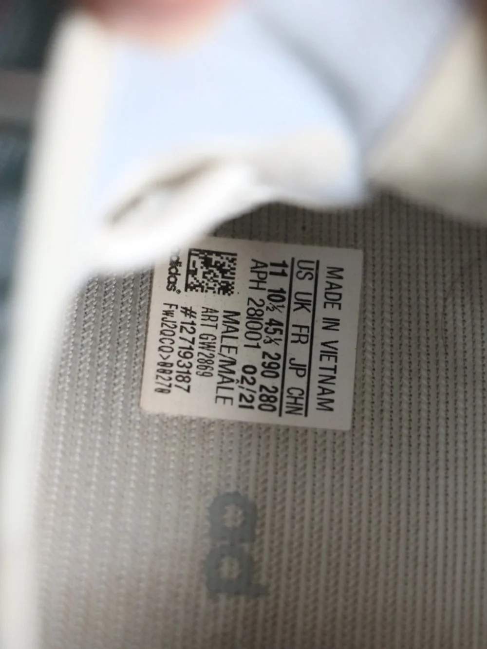 Adidas Yeezy Boost 350 V2 Mono Ice Low Top Athletic Sneaker Size 11 White Blue - Picture 16 of 16